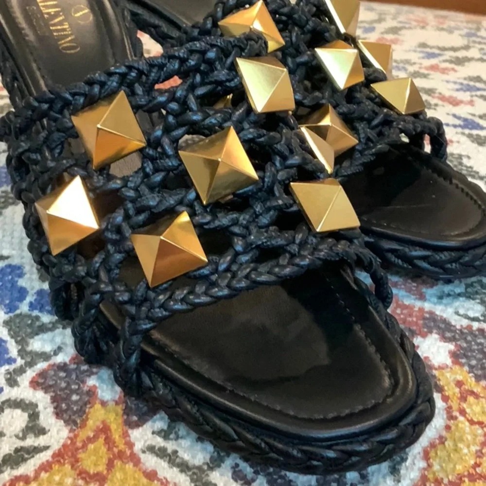 Valentino Garavani these valentino